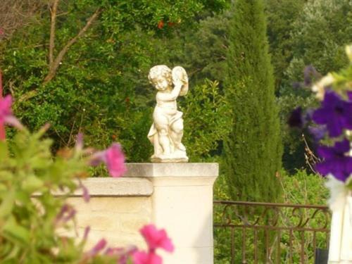 Domaine Saint Victor Otel La Tour-dʼAigues Dış mekan fotoğraf